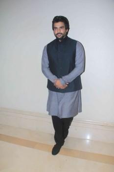Madhavan at Tanu Weds Manu Returns Press Conference