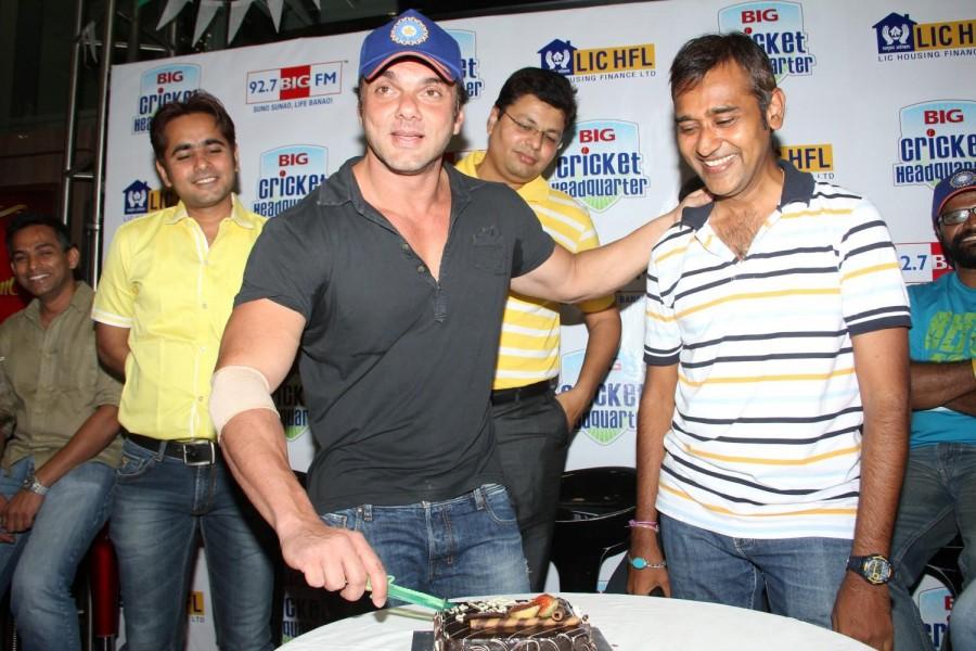 Sohail Khan announces Big FM biggest cricket fan winner in Mumbai. Sohail khan,Big FM biggest cricket fan winner,ICC world cup,ICC World Cup Finals,Australia finals