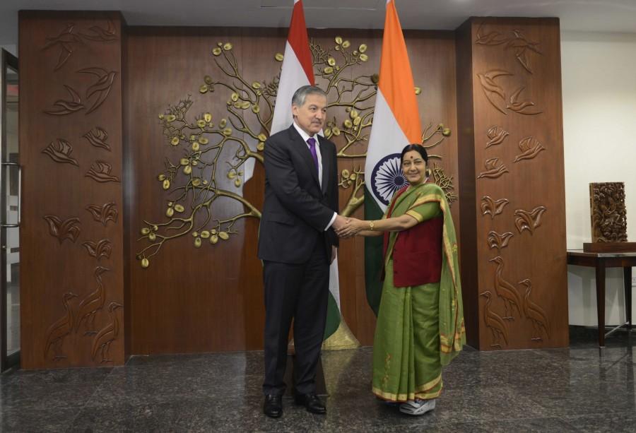 External Affairs Minister Sushma Swaraj met the Minister of Foreign Affairs of Republic of Tajikistan, H.E. Aslov Sirojidin Muhridinovich in New Delhi on 13 May 2015. Sushma Swaraj,Sushma Swaraj meetings,Sushma Swaraj meets Tajikistan minister,H.E. Aslov Sirojidin Muhridinovich