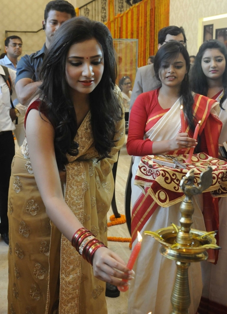 Actress Subhasree Ganguly at the launch of a jewellery showroom in Kolkata on 13 May 2015. Subhasree Ganguly,Subhasree Ganguly photos,Subhasree Ganguly jewellery launch