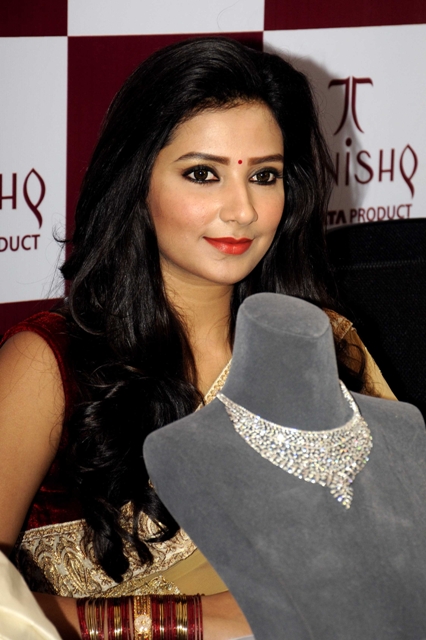 Actress Subhasree Ganguly at the launch of a jewellery showroom in Kolkata on 13 May 2015. Subhasree Ganguly,Subhasree Ganguly photos,Subhasree Ganguly jewellery launch