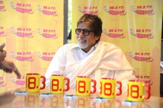 Amitabh Bachchan Promotes Piku on Radio Mirchi