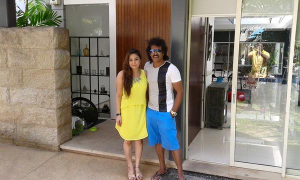 Upendra and Priyanka Family Trip Upendra and Priyanka Family Trip,Upendra and Priyanka,real star Upendra,Priyanka Family Trip,Priyanka,upendra Priyanka,Upendra and Priyanka Family Trip pics,Upendra and Priyanka Family Trip images,Upendra and Priyanka Family Trip photos,Upendra and Priyan