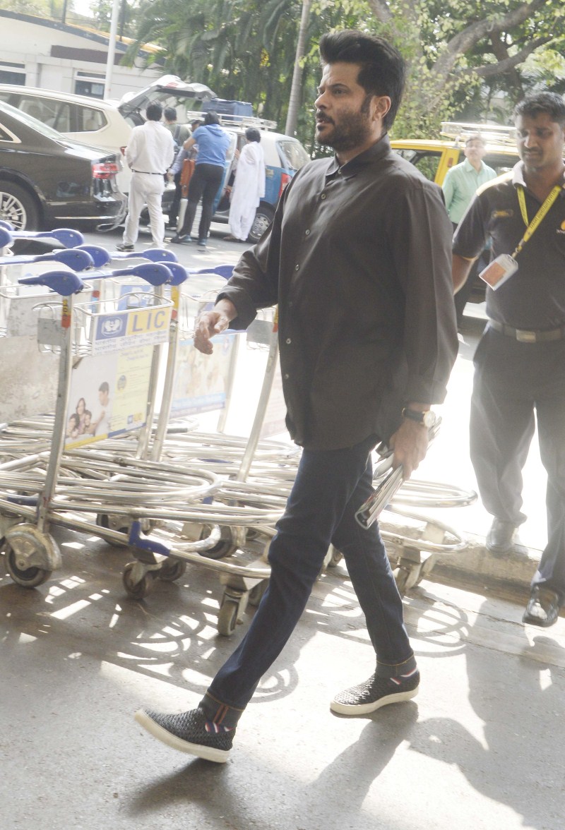 Bollywood Actor Anil Kapoor Snapped at Domestic Airport Anil Kapoor Snapped at Domestic Airport,Anil Kapoor,actor Anil Kapoor,Anil Kapoor pics,Anil Kapoor images,Anil Kapoor photos,Anil Kapoor stills,Anil Kapoor pictures,Anil Kapoor latest pics,Anil Kapoor latest images,Anil Kapoor latest photos,Anil Kapoor la