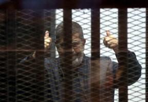 Mohammed Morsi,Mohammed Morsi: Egypt's ex-leader sentenced to death,Egypt's ex-leader,Mohamed Morsi sentenced to death by Egyptian court,Egypt sentences Mohamed Morsi to death,Mohammed Morsi sentence,Egypt's former president,Court seeks death penalty,deat