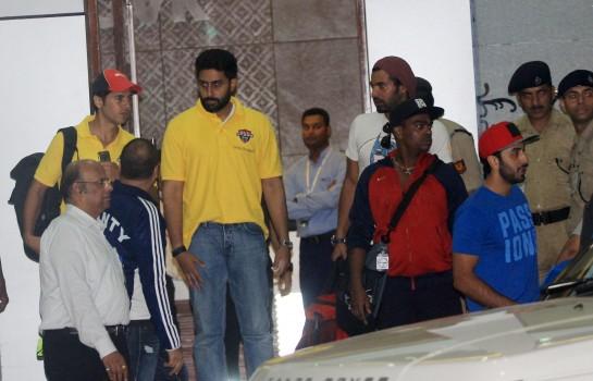 Celebrities spotted at Mumbai Airport
