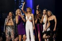 Taylor Swift (C) introduces a performance by Van Halen with Zendaya (L), model Martha Hunt, (2nd L) model Lily Aldridge, actress Haille Steinfeld and actress Ellen Pompeo during the 2015 Billboard Music Awards