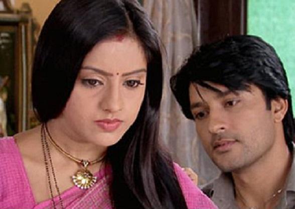 Both the actors had an argument in which Anas used uncomfortable words Diya Aur Baati Hum,Deepika Singh,Deepika slaps Rashid,Anas Rashid,Sandhya,Suraj,photos