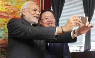 Narendra Modi's Top 10 Selfies,Narendra Modi Top 10 Selfies,Narendra Modi best Selfies,Narendra Modi Selfies,Selfie pics,narendra modi Selfie pics,narendra modi Selfie images,narendra modi Selfie photos,narendra modi Selfie stills,Narendra Modi clicks sel