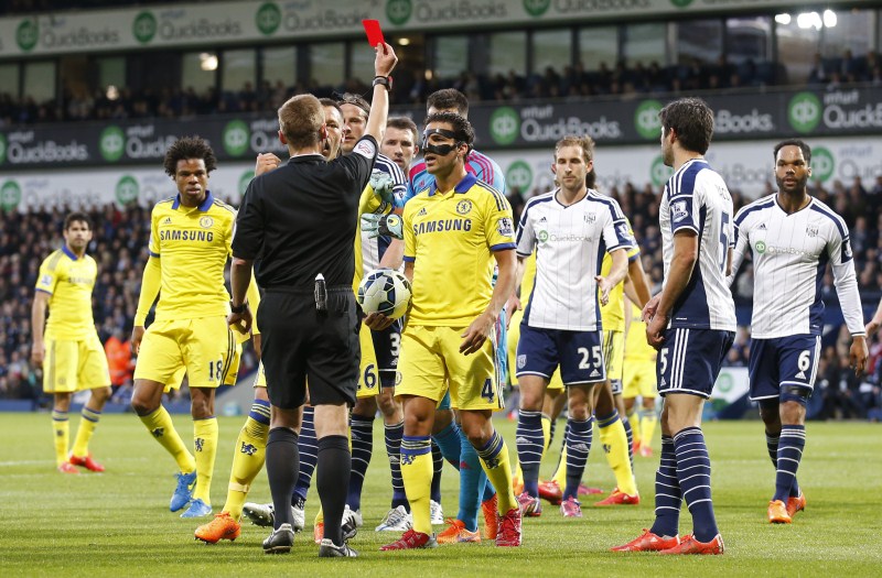 Chelsea's Cesc Fabregas is shown a red card by referee Mike Jones English Premier League 2015,English Premier League,football match,football,Premier League,Premier League 2015,Soccer,premier league 2015 teams,football Champions,English Premier League pics,English Premier League images,English Premier League photos,Engli