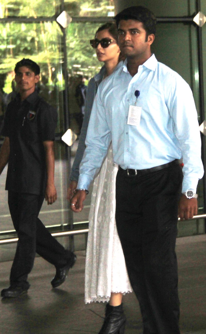 Actress Sonam Kapoor Returns from Cannes Film Festival Sonam Kapoor Returns from Cannes Film Festival,Sonam Kapoor Returns from Cannes,Sonam Kapoor Returns,Sonam Kapoor at cannes,Sonam Kapoor cannes,Cannes Film Festival,Cannes Film Festival 2015,Cannes Film Festival pics,Cannes Film Festival images,Cannes Fil