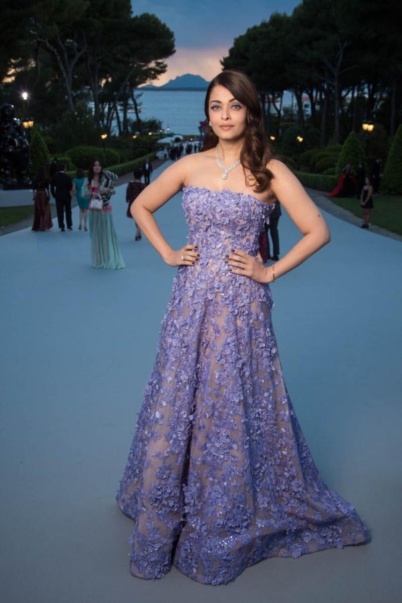 Aishwarya Rai poses during a photocall as she arrives to attend the amfAR's Cinema Against AIDS 2015 Aishwarya Rai amfAR,Aishwarya Rai Bachchan attends the amfAR gala at Cannes 2015,Aishwarya Rai at amfAR gala,Aishwarya Rai Bachchan,amfAR,amfAR Cannes 2015,Aishwarya Elie Saab,Aishwarya Rai Bachchan lavender Elie Saab,Aishwarya Rai Bachchan cannes,Aishwar