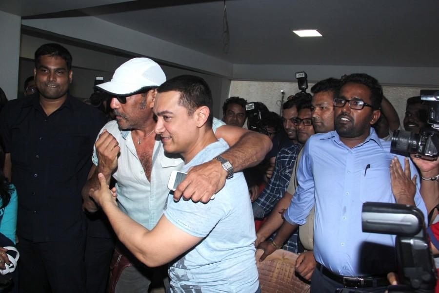 Along with Aamir, Shah Rukh and Salman will also turn 50 this year Aamir khan,aamir khan birthday,PK,50th birthday bash,Golden Jubilee,birthday celebration,photos