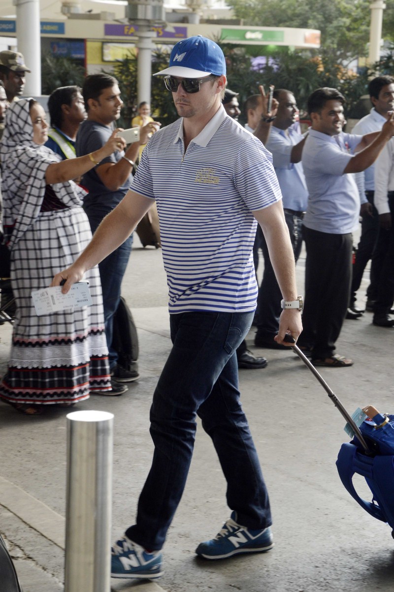 Mumbai Indian Players spotted at Airport Mumbai Indian Players spotted at Airport,Mumbai Indian Players,Mumbai Indian at Airport,Mumbai Indian,Indian cricketers,ipl 2015,ipl 8