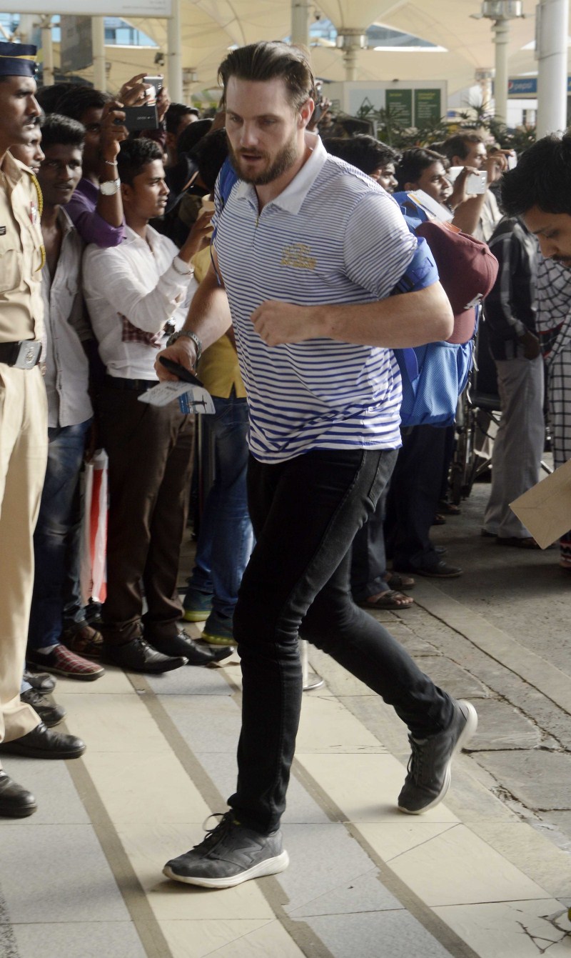 Mumbai Indian Players spotted at Airport Mumbai Indian Players spotted at Airport,Mumbai Indian Players,Mumbai Indian at Airport,Mumbai Indian,Indian cricketers,ipl 2015,ipl 8