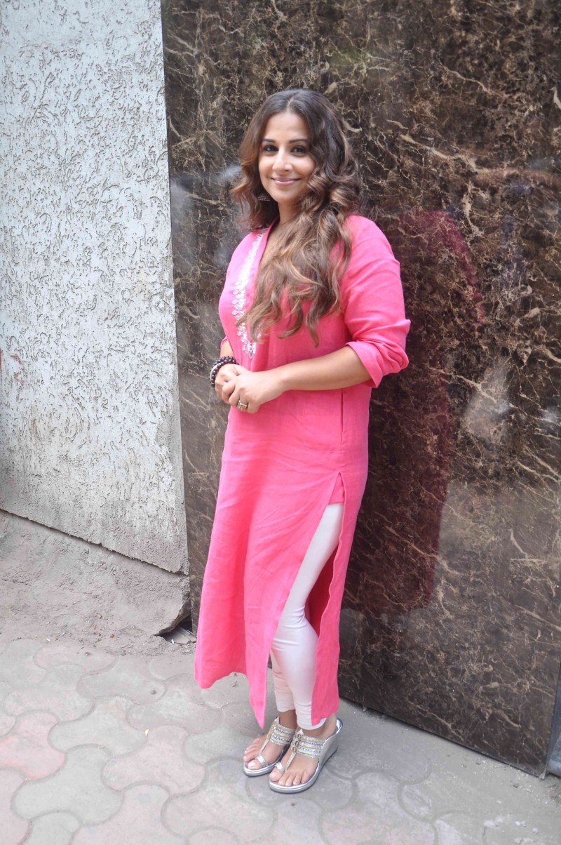 Vidya Balan Latest Pics - Photos,Images,Gallery - 14411