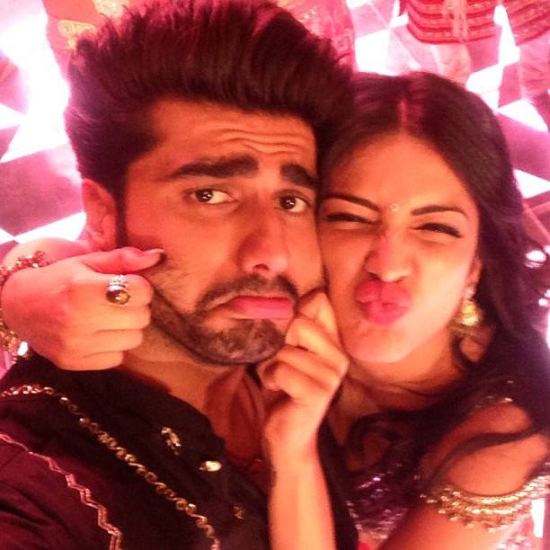 Shruti Haasan Selfie with Arjun Kapoor Shruti Haasan's Candid Selfie Pics,Shruti Haasan's Selfie Pics,Shruti Haasan Selfie Pics,Shruti Haasan Selfie images,Shruti Haasan Selfie stills,Shruti Haasan Selfie,actress Shruti Haasan Selfie Pics,Shruti Haasan's Unseen Candid Selfie Pics,Shruti Hassan