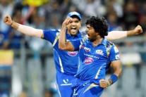 Malinga clean bowls Dhoni with a yorker
