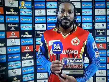 Chris Gayle gets the Maximum Sixes award, for hitting 38 sixes Mumbai Indians: IPL 2015 Champions,Mumbai Indians IPL 2015 Champions,Mumbai Indians Champions,Mumbai Indians IPL Champions,Mumbai Indians Champion,ipl final,ipl 2015,Mumbai Indians beats chennai,chennai super kings,sachin tendulkar,rohith sharma,mumbai in