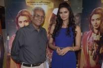 Kundan Shah & Meenakshi Dixit at P Se Pm Tak Movie Promotion
