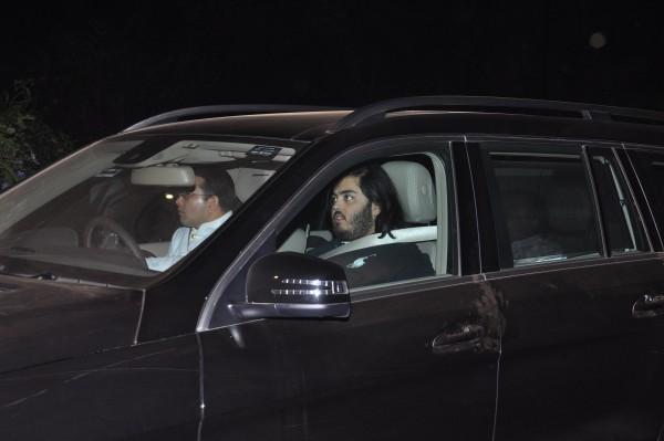 Aamir Khan Birthday Celebration in Pictures - Photos,Images,Gallery - 1474