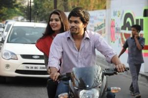 Avalukkenna Alagiya Mugam,Tamil Movie Avalukkenna Alagiya Mugam,Avalukkenna Alagiya Mugam Movie Still,Avalukkenna Alagiya Mugam Pics,Avalukkenna Alagiya Mugam Picture,Avalukkenna Alagiya Mugam Photos,Avalukkenna Alagiya Mugam Pictures,Avalukkenna Alagiya