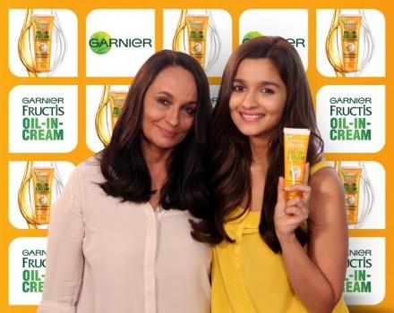 Alia Bhatt and Soni Razdan at Garnier Fructis Oil-In-Cream Launch