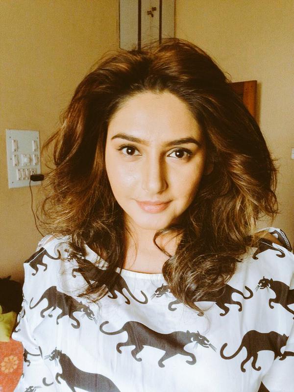 Ragini Dwivedi Latest Photos Ragini Dwivedi,actress Ragini Dwivedi,Ragini Dwivedi Latest Pics,Ragini Dwivedi Latest images,Ragini Dwivedi Latest photos,Ragini Dwivedi Latest stills,Ragini Dwivedi pics,Ragini Dwivedi images,Ragini Dwivedi photos,Ragini Dwivedi stills,Ragini Dwivedi ho