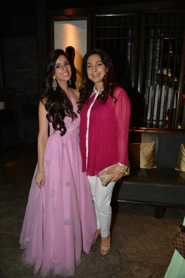 Juhi Chawla at Nishka Lulla's Wedding Bash - Photos,Images ...