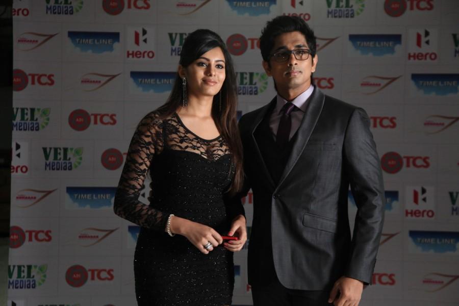 The film is produced by Prasad Ramar. Siddharth,nalo okkadu,Enakkul oruvan,Deepa Sannidhi,Srushti Dange,Nalo Okkadu photos,Enakkul Oruvan photos