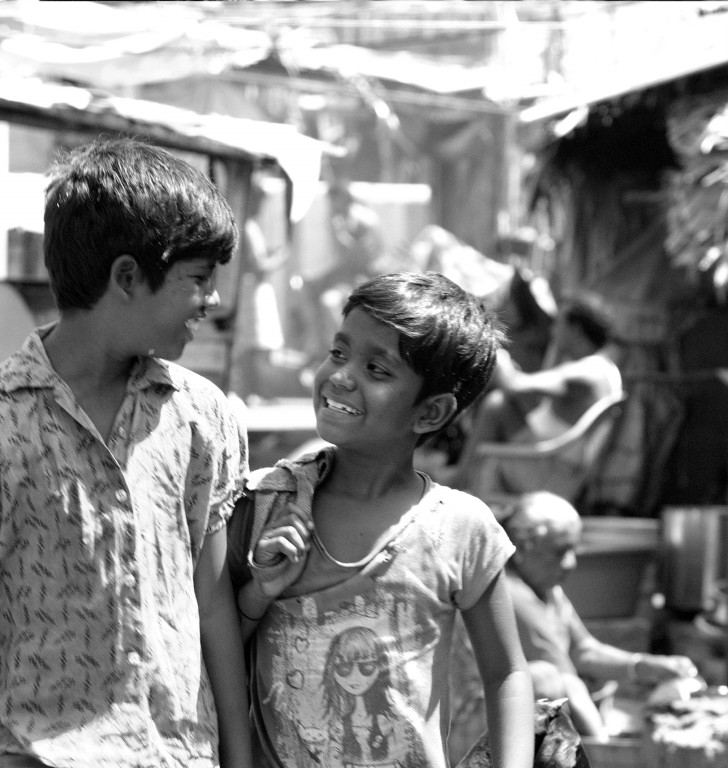 Kakka Muttai,tamil movie Kakka Muttai,Kakka Muttai Movie Stills,Kakka Muttai Movie pics,Kakka Muttai Movie images,Kakka Muttai Movie photos,Kakka Muttai Movie stills,dhanush,dhanush in Kakka Muttai,dhanush's Kakka Muttai