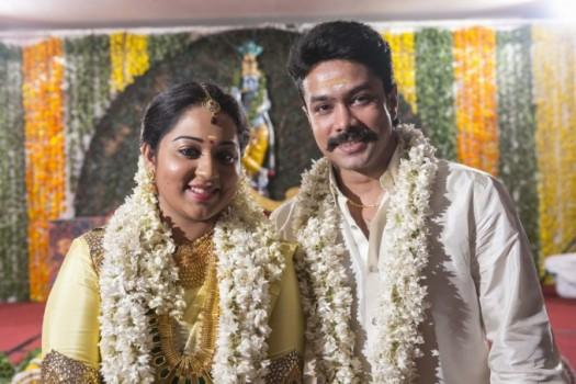 Harish and Doctor Abinaya Wedding Pics