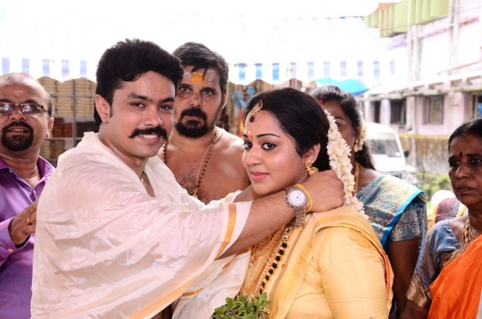 Harish and Doctor Abinaya Wedding Images Harish And Doctor Abinaya Wedding Pics,Harish And Abinaya Wedding Pics,actor Harish Wedding Pics,Harish Wedding images,Harish marriage,Harish marriage pics,Abinaya Wedding Pics,Abinaya Wedding images,Abinaya marriage pics,Abinaya marriage images,Harish an