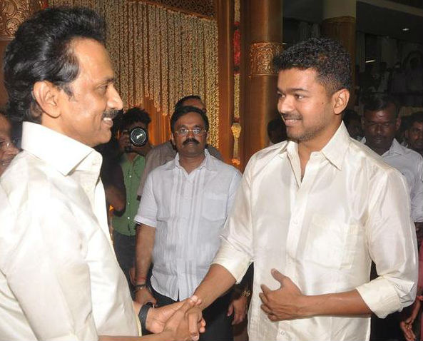 Ilayathalapathy Vijay at Arulnidhi Wedding Vijay at Arulnithi Wedding,Arulnithi Wedding,Arulnithi marriage,Arulnithi Wedding pics,Arulnithi Wedding images,Arulnithi Wedding photos,Arulnithi Wedding stills,Arulnithi marriage pics,Arulnithi marriage stills,Arulnithi marriage photos,Ilayathalapathy,I