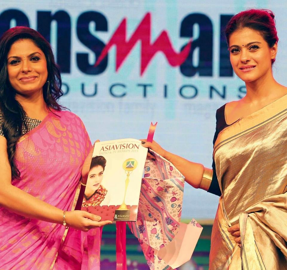 Asha Sharath and Kajol at Asiavision Awards 2015 Kajol,kajol at asiavision awards,kajol latest photos
