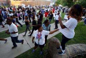 Texas pool party,Texas Officer Topples Teen Girl,McKinney Police,call police brutality,Texas police officer,Bikini clad girl,Texas officer,police brutality