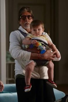 Amitabh Bachchan's day out with little Anna