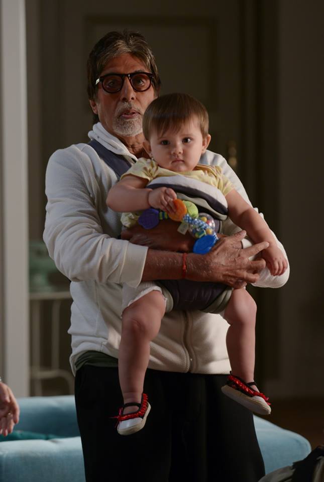 Amitabh Bachchan's day out with little Anna Amitabh Bachchan,little Anna,Amitabh Bachchan’s day out with little Anna,Amitabh Bachchan with little Anna,actor Amitabh Bachchan,Amitabh Bachchan pics,Amitabh Bachchan images,Amitabh Bachchan stills,little Anna pics,little Anna images,little Anna stills