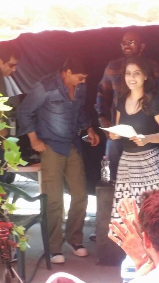 Shah Rukh Khan and Kajol snapped in Bulgaria Shah Rukh Khan and Kajol,Shah Rukh Khan and Kajol snapped in Bulgaria,Shah Rukh Khan,Kajol snapped in Bulgaria,Dilwale,Shah Rukh Khan in Dilwale