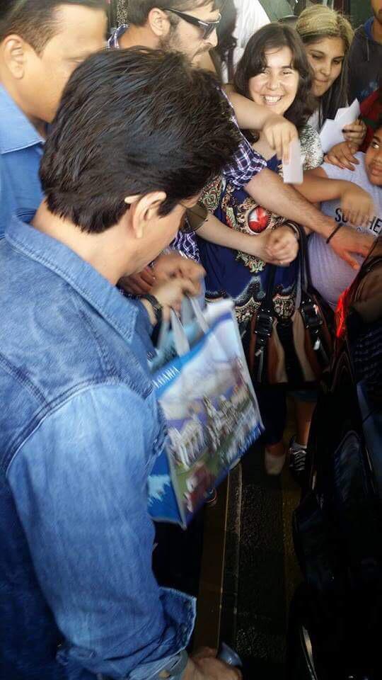 Shah Rukh Khan and Kajol snapped in Bulgaria Shah Rukh Khan and Kajol,Shah Rukh Khan and Kajol snapped in Bulgaria,Shah Rukh Khan,Kajol snapped in Bulgaria,Dilwale,Shah Rukh Khan in Dilwale
