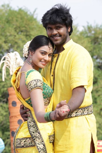 Shanmugapandian Sagaptham,tamil movie Sagaptham,Sagaptham movie stills,Shanmugapandian,vijaykanth son