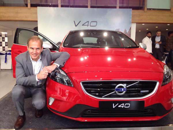 Volvo V40 Launched in India Volvo V40,Volvo V40 car,Volvo V40 Launched in India,Volvo car,V40,Volvo V40 Hatchback,V40 in india,volvo v40 cross country india