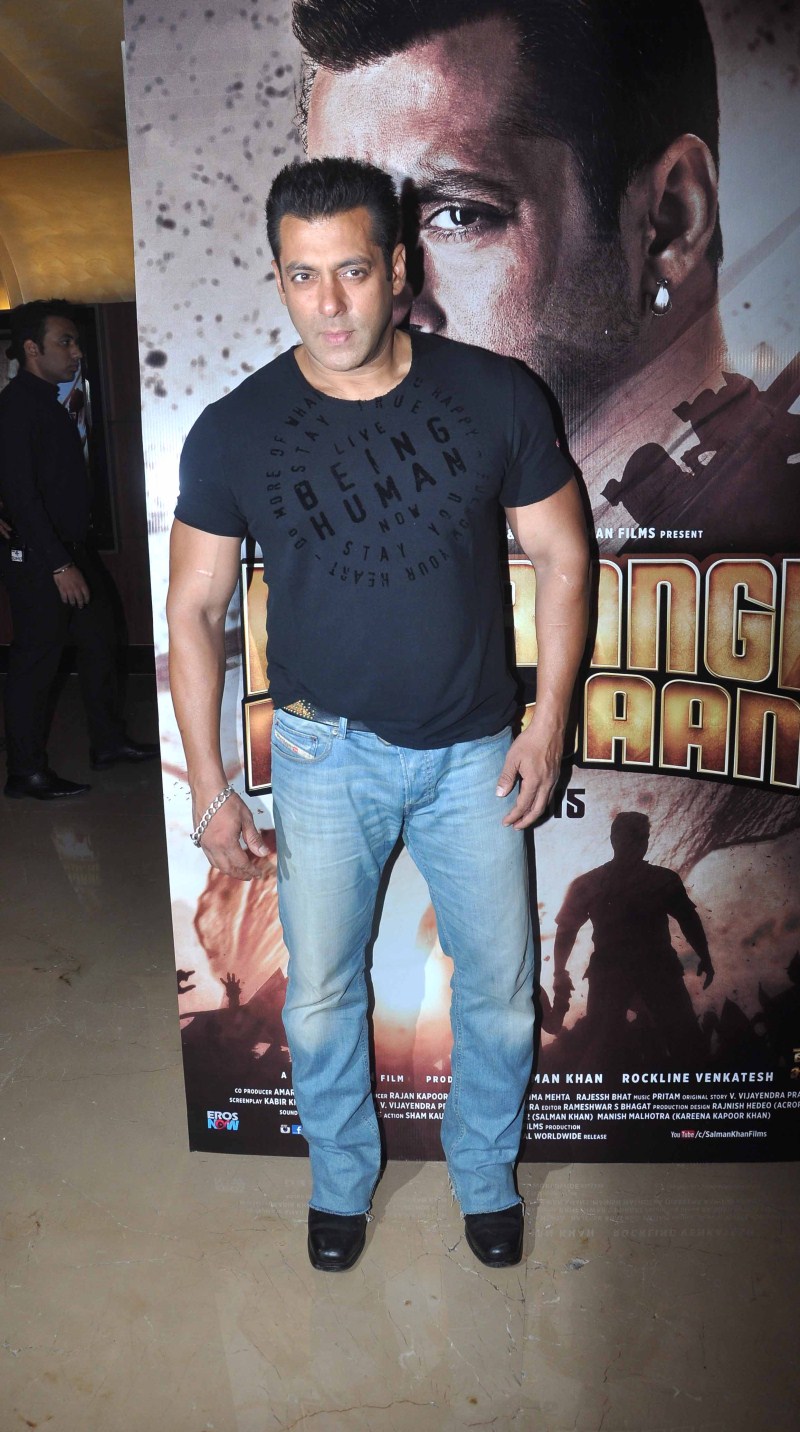 Salman Khan at Bajrangi Bhaijaan Trailer Launch Salman Khan at Bajrangi Bhaijaan Trailer Launch,Salman Khan,Bajrangi Bhaijaan Trailer Launch,Bajrangi Bhaijaan,Salman Khan pics,Salman Khan images,Salman Khan photos,Salman Khan stills