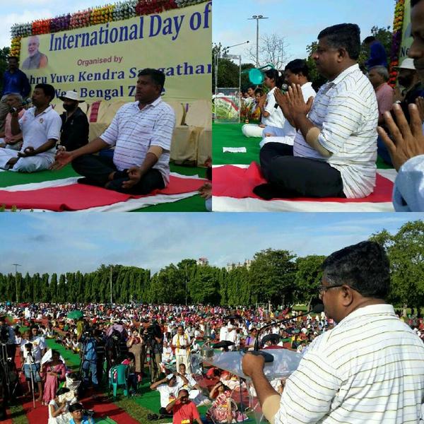 Ravi Shankar Prasad at International Yoga Day Celebration in Kolkata Anandiben Patel at International Yoga Day Celebration,Arvind Kejriwal at International Yoga Day Celebration,Devendra Fadnavis at International Yoga Day Celebration,DR Rama Singh at International Yoga Day Celebration,Siddaramaiah at International Yoga Day