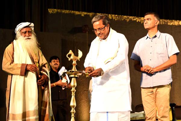 Siddaramaiah at International Yoga Day Celebration in Bangalore Anandiben Patel at International Yoga Day Celebration,Arvind Kejriwal at International Yoga Day Celebration,Devendra Fadnavis at International Yoga Day Celebration,DR Rama Singh at International Yoga Day Celebration,Siddaramaiah at International Yoga Day