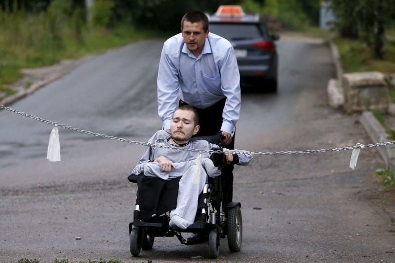 Valery Spiridonov, a man who has volunteered to be the first person to undergo a head transplant Human Head Transplant,Head Transplant,Italian surgeon,surgeon,human head transplant coming soon,Head transplant patient,Valery Spiridonov
