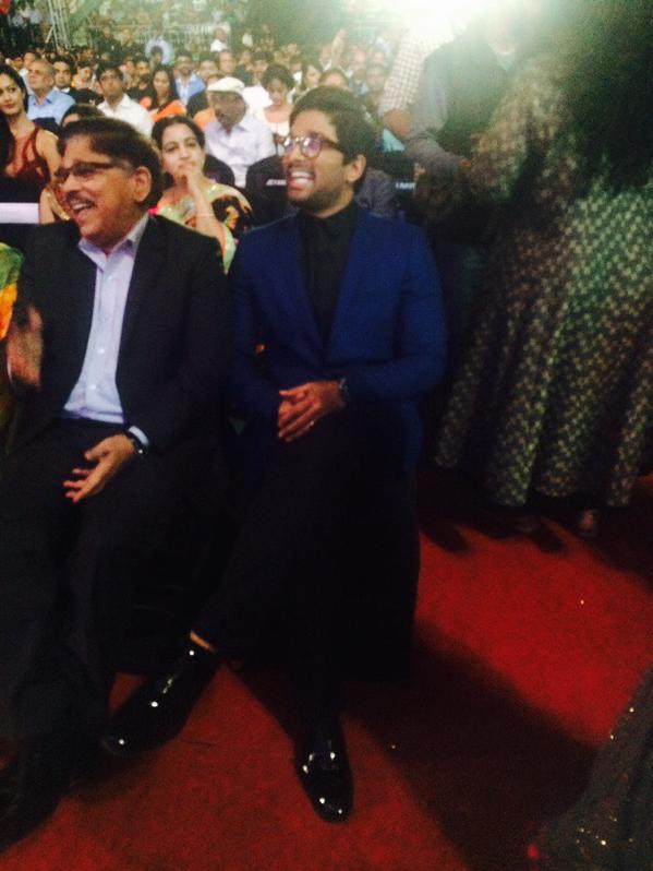Allu Arjun at 62nd Filmfare Awards Allu Arjun,actor Allu Arjun,Allu Arjun at 62nd Filmfare Awards,Allu Arjun at Filmfare Awards,Filmfare Awards,Filmfare Awards 2015,Filmfare Awards pics,Filmfare Awards images,Filmfare Awards photos,Filmfare Awards stills,Filmfare Awards pictures