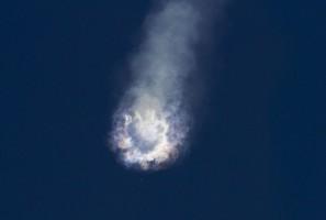 SpaceX's Falcon 9,SpaceX's Falcon 9 rocket,SpaceX's Falcon 9 rocket breaks up shortly after launch,spacex falcon 9 rocket explodes,spacex falcon 9 rocket,spacex falcon 9,SpaceX Falcon 9 launch