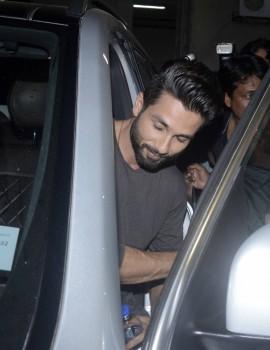 Shahid Kapoor spotted at Mehboob Studio