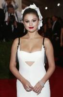 Selena Gomez,actress Selena Gomez,singer Selena Gomez,Selena Marie Gomez,Selena Gomez Latest Pics,Selena Gomez Latest images,Selena Gomez Latest photos,Selena Gomez Latest stills,Selena Gomez Latest pictures
